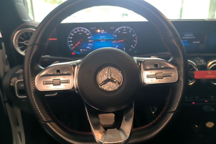 Used Mercedes-Benz CLA 2022-Year Updated CLA 200 Steering Wheel