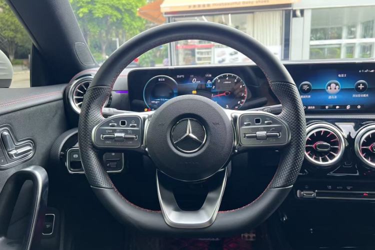 Used Mercedes-Benz CLA 2022-Year Updated CLA 200 Steering Wheel