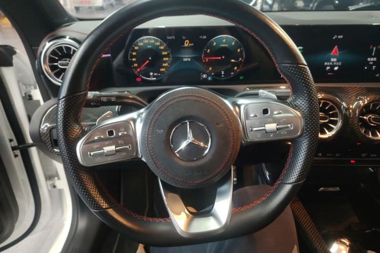 Used Mercedes-Benz CLA 2022 CLA 200 Shooting Brake Steering Wheel