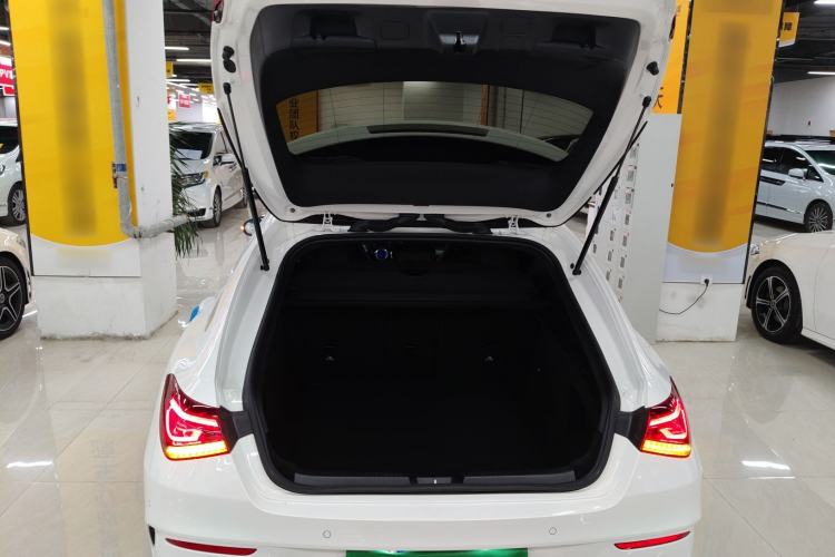 Used Mercedes-Benz CLA 2022 CLA 200 Shooting Brake Trunk