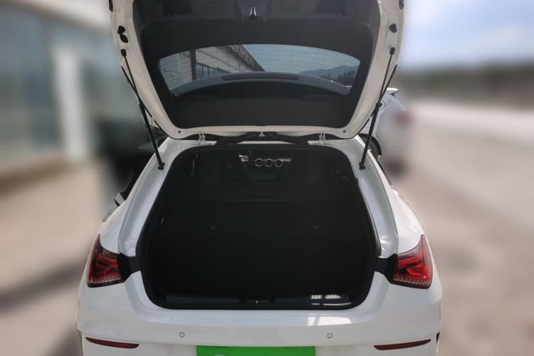 Used Mercedes-Benz CLA 2022 Refreshed CLA 200 Shooting Brake Trunk