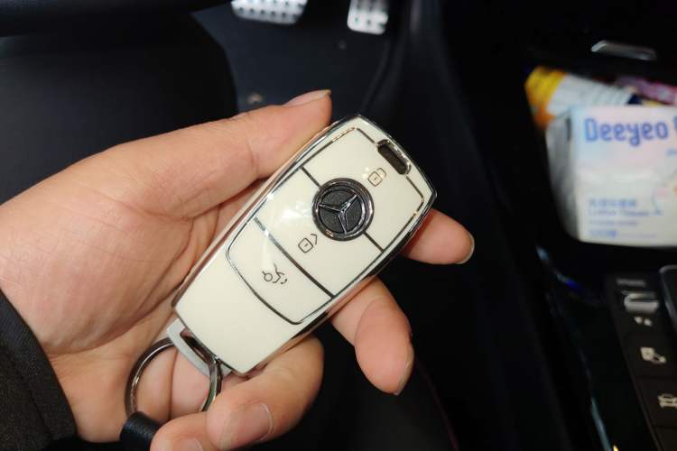Used Mercedes-Benz CLA 2022 Refreshed CLA 200 Shooting Brake Vehicle Key