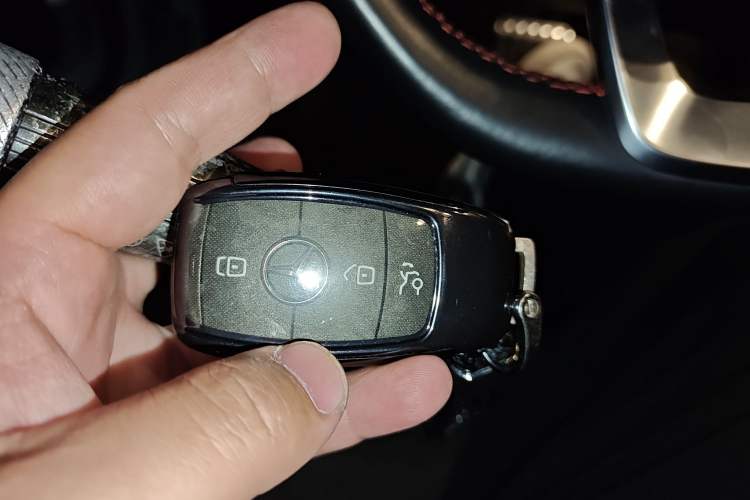 Used Mercedes-Benz CLA 2022-Year Updated CLA 200 Vehicle Key