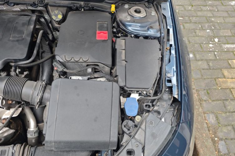 Used Mercedes-Benz CLA 2023 CLA 260 4MATIC Engine Bay Left