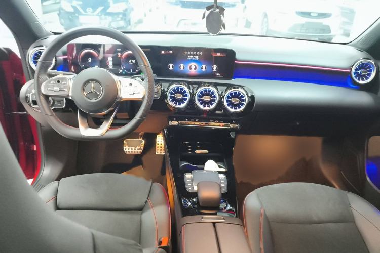 Used Mercedes-Benz CLA 2023 CLA 200 Interior 2