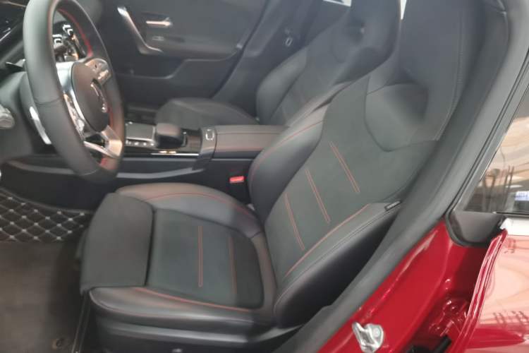 Used Mercedes-Benz CLA 2023 CLA 200 Shooting Brake Left Front Seat
