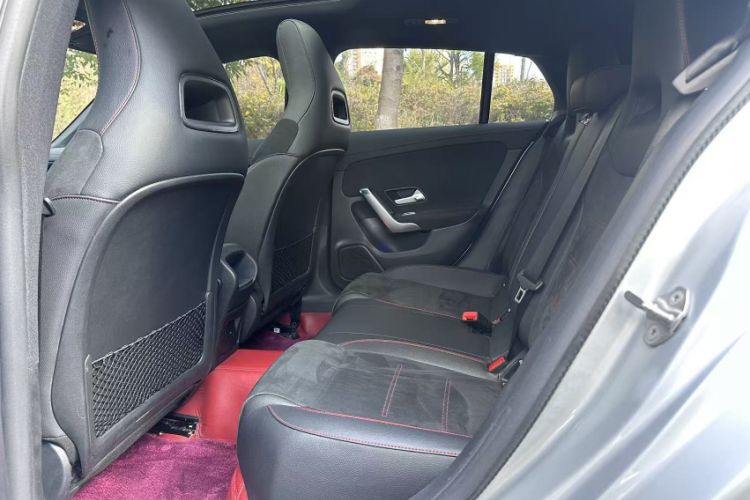 Used Mercedes-Benz CLA 2023 CLA 200 Shooting Brake Interior 1