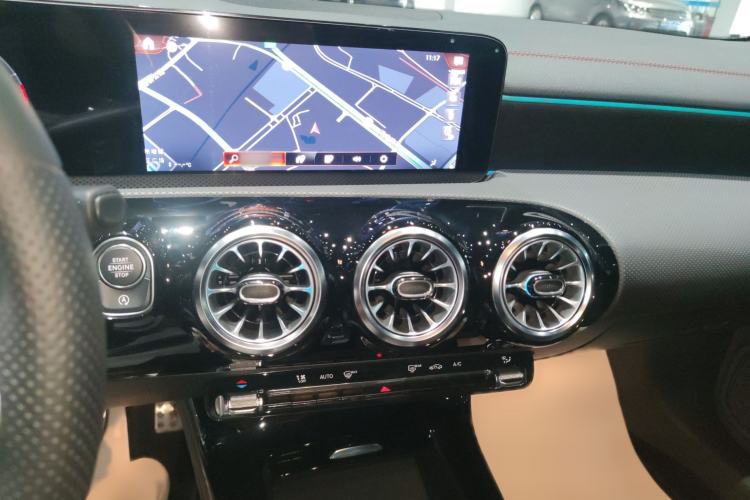 Used Mercedes-Benz CLA 2023 CLA 200 Shooting Brake Audio And AC Panel