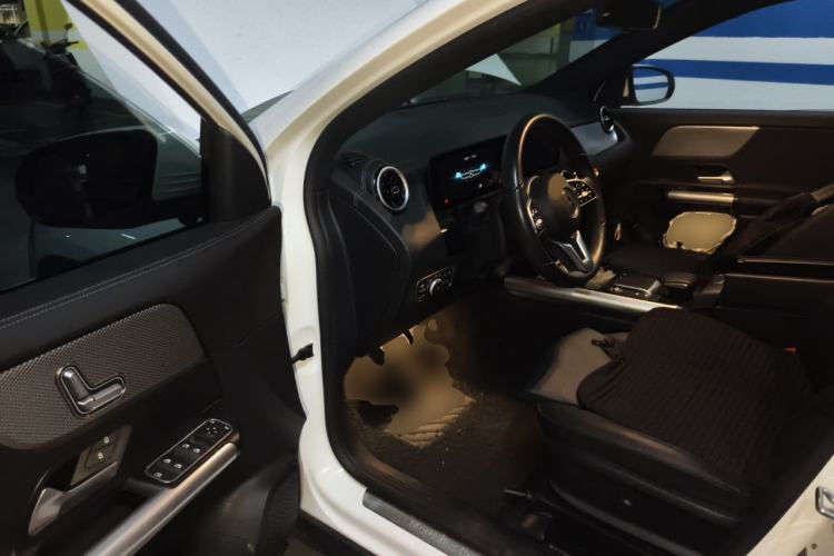 Used Mercedes-Benz CLA 2023 CLA 200 Driver Seat