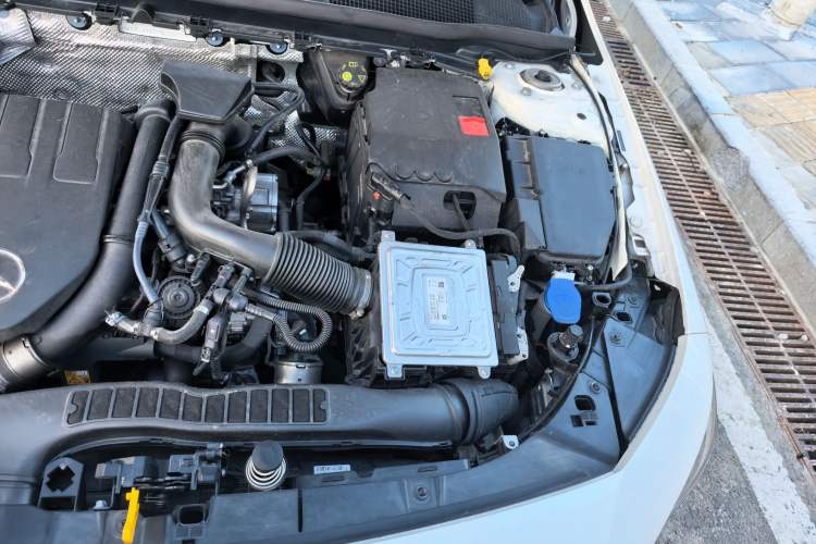 Used Mercedes-Benz CLA 2023 CLA 200 Engine Bay Left
