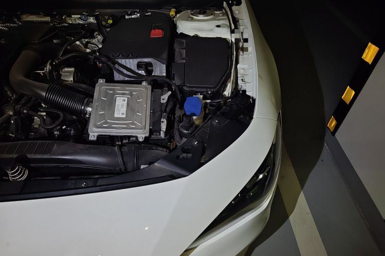 Used Mercedes-Benz CLA 2023 CLA 200 Engine Bay Left