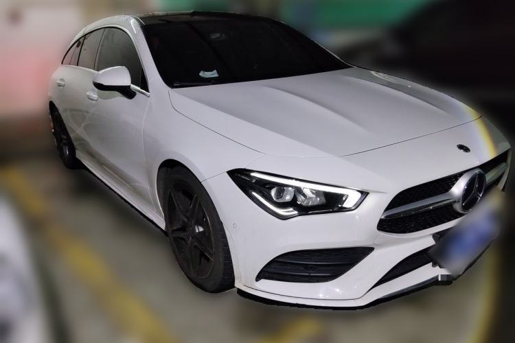 Used Mercedes-Benz CLA 2023 CLA 200 Shooting Brake Front Right 45 Deg