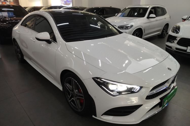 Used Mercedes-Benz CLA 2023 CLA 200 Front Right 45 Deg