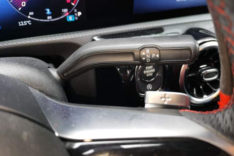 Used Mercedes-Benz CLA 2023 CLA 200 Shooting Brake Gear Lever