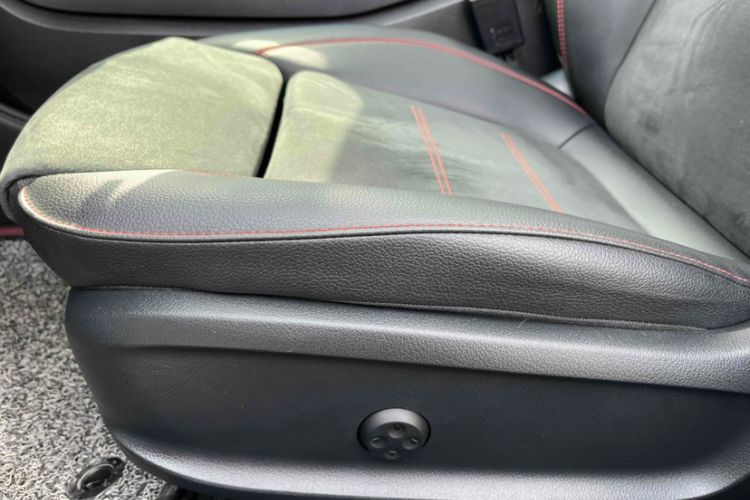 Used Mercedes-Benz CLA 2023 CLA 200 Interior 1