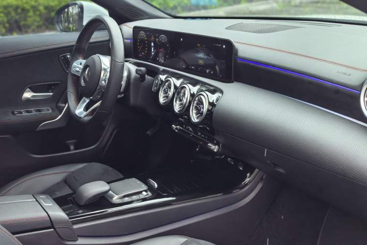 Used Mercedes-Benz CLA 2023 CLA 200 Interior 3