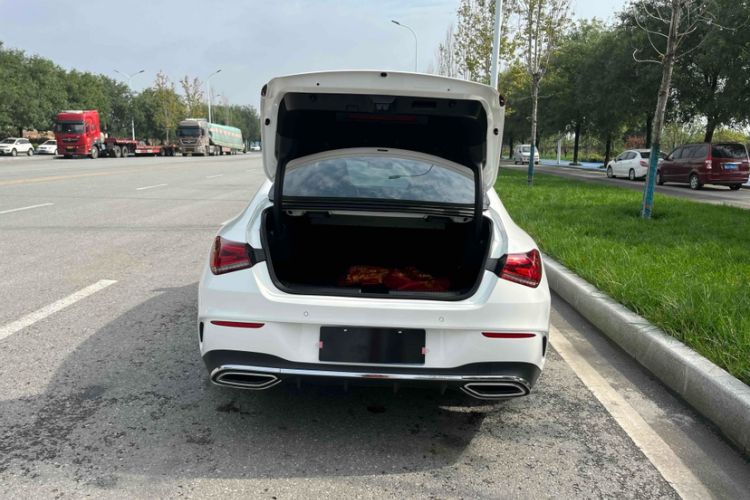 Used Mercedes-Benz CLA 2023 CLA 200 Interior 9