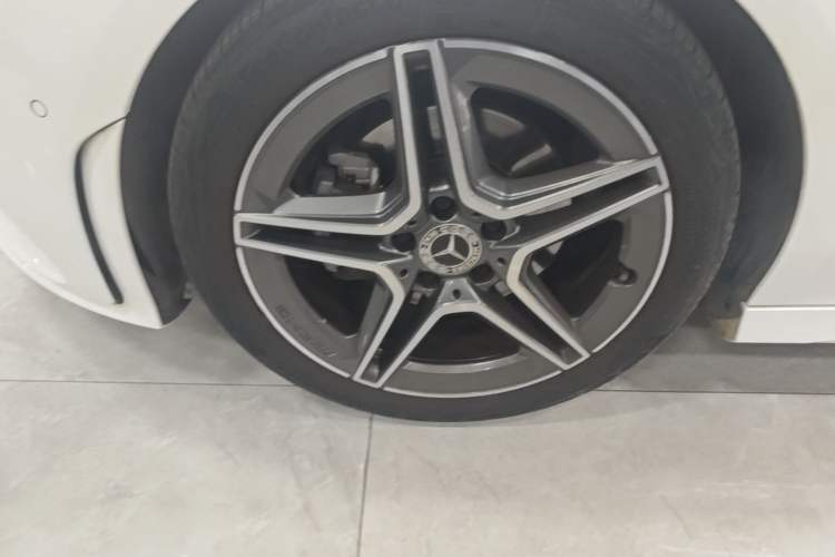 Used Mercedes-Benz CLA 2023 CLA 200 Left Front Wheel Hub