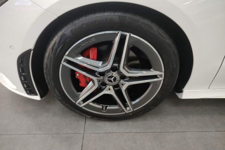 Used Mercedes-Benz CLA 2023 CLA 200 Left Front Wheel Hub