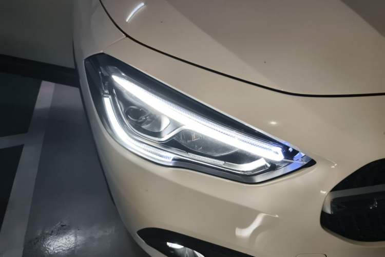 Used Mercedes-Benz CLA 2023 CLA 200 Right Front Headlight