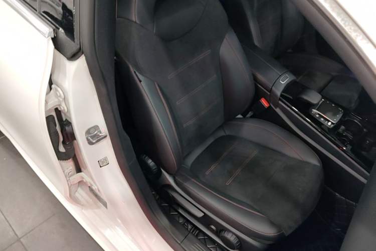 Used Mercedes-Benz CLA 2023 CLA 200 Right Front Seat