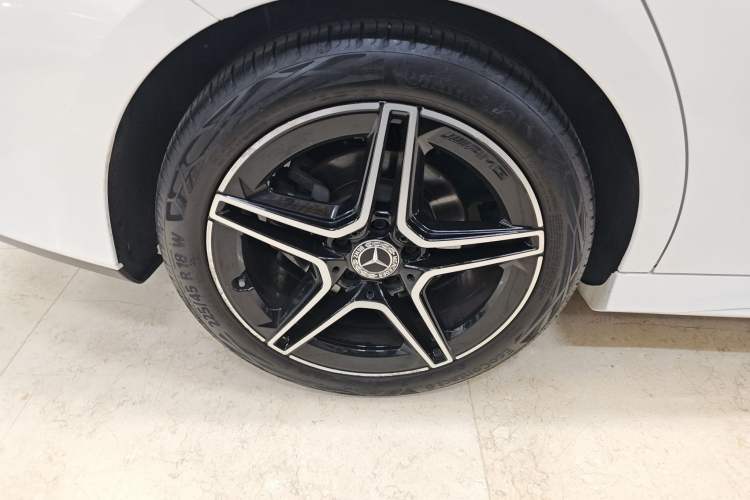 Used Mercedes-Benz CLA 2023 CLA 200 4MATIC Right Rear Wheel Hub
