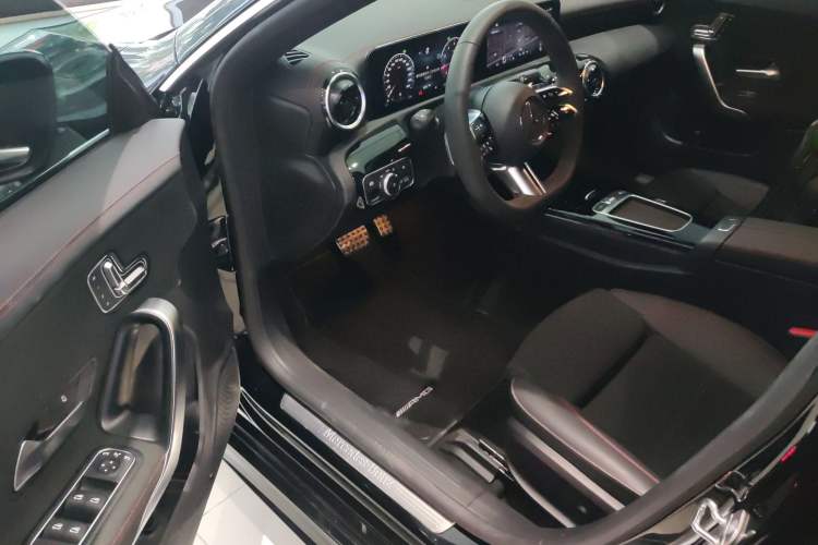 Used Mercedes-Benz CLA 2024 CLA 200 Interior 3