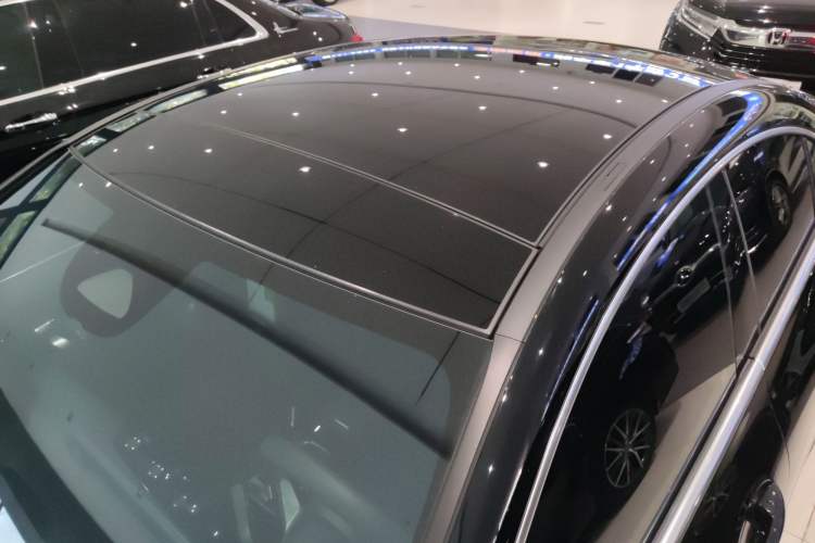 Used Mercedes-Benz CLA 2024 CLA 200 Roof