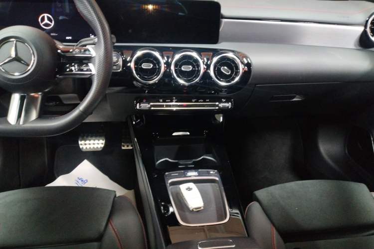 Used Mercedes-Benz CLA 2024 CLA 220 Audio And AC Panel