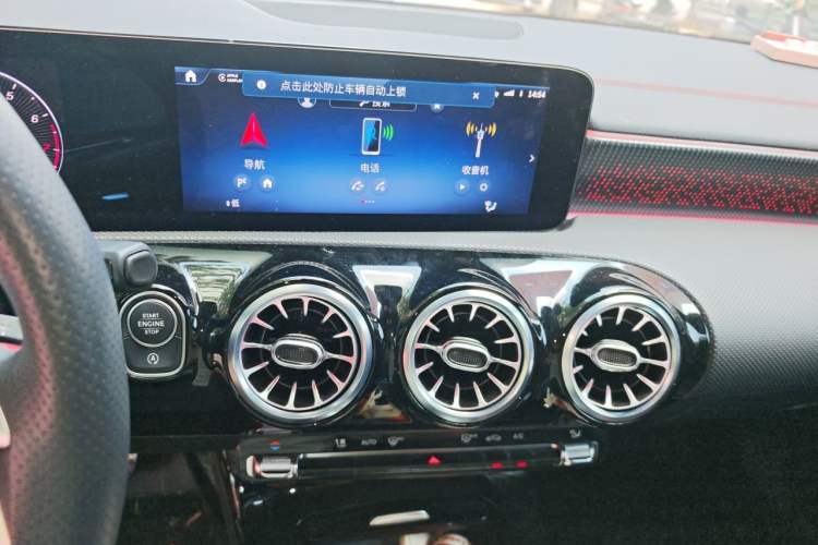 Used Mercedes-Benz CLA 2024-Year Facelifted CLA 200 Audio And AC Panel