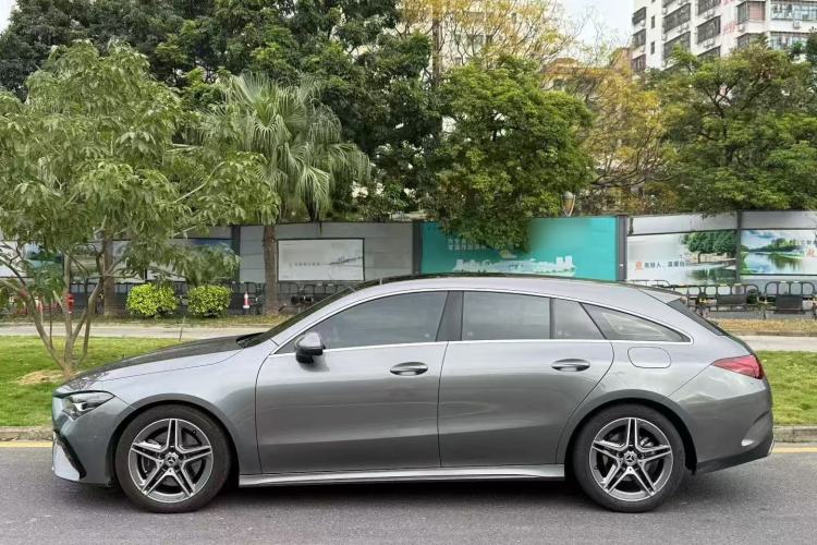 Used Mercedes-Benz CLA 2024 Facelifted CLA 200 Shooting Brake Exterior 2