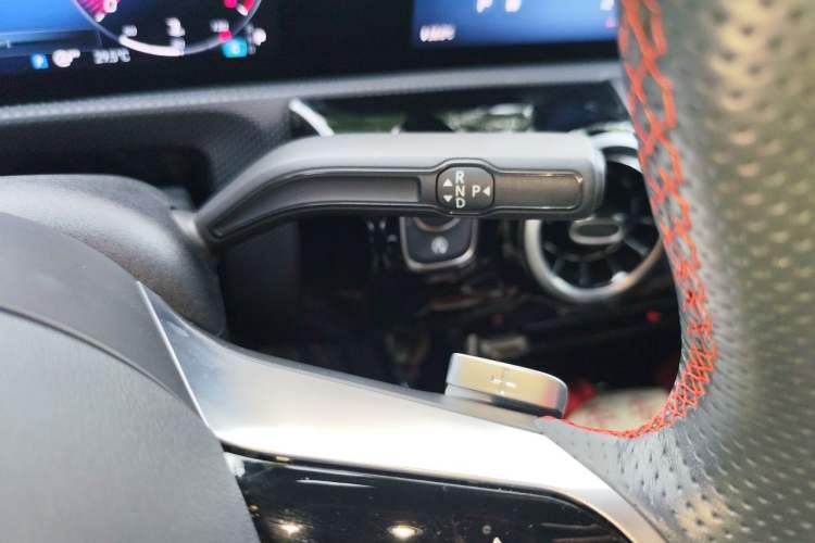 Used Mercedes-Benz CLA 2024-Year Facelifted CLA 200 Gear Lever