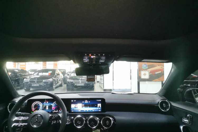 Used Mercedes-Benz CLA 2024 CLA 200 Shooting Brake Headliner
