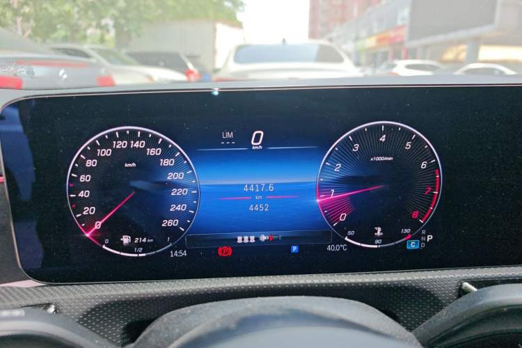 Used Mercedes-Benz CLA 2024-Year Facelifted CLA 200 Instrument Cluster