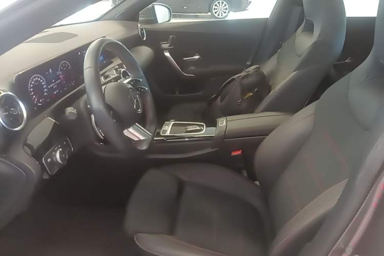 Used Mercedes-Benz CLA 2024 CLA 200 Shooting Brake Left Front Seat