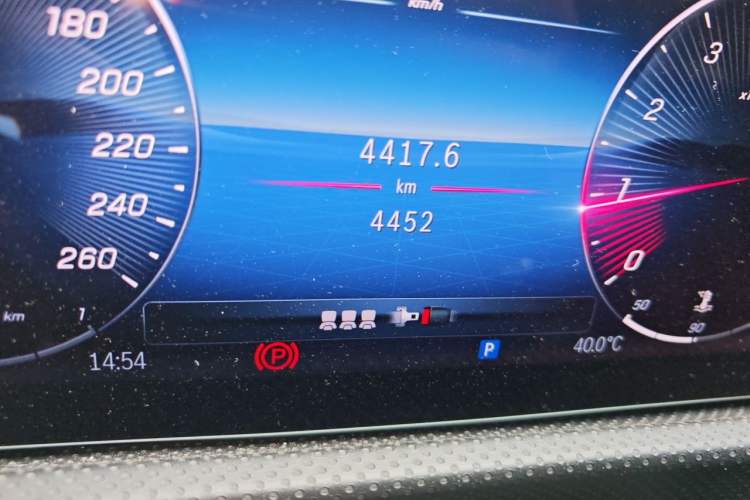 Used Mercedes-Benz CLA 2024-Year Facelifted CLA 200 Odometer Close Up