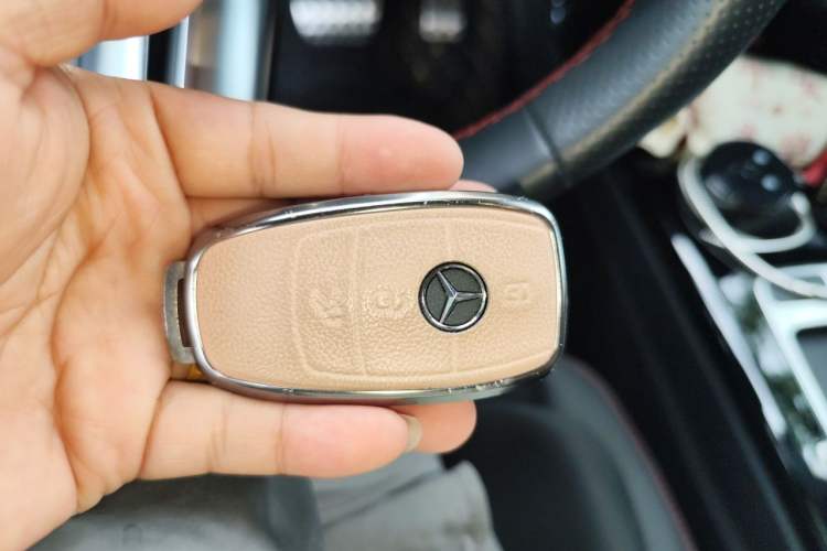 Used Mercedes-Benz CLA 2024-Year Facelifted CLA 200 Vehicle Key