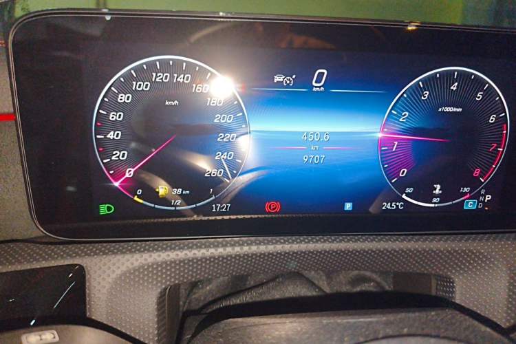 Used Mercedes-Benz CLA 2024-Year Facelifted CLA 200 Odometer Close Up