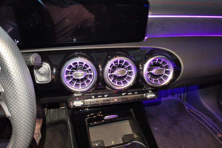 Used Mercedes-Benz CLA 2024 CLA 200 Shooting Brake Audio And AC Panel