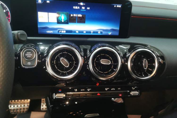 Used Mercedes-Benz CLA 2024 Facelifted CLA 200 Shooting Brake Audio And AC Panel