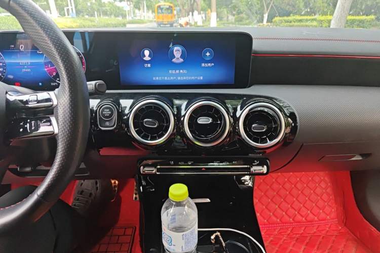 Used Mercedes-Benz CLA 2024-Year Facelifted CLA 200 Audio And AC Panel