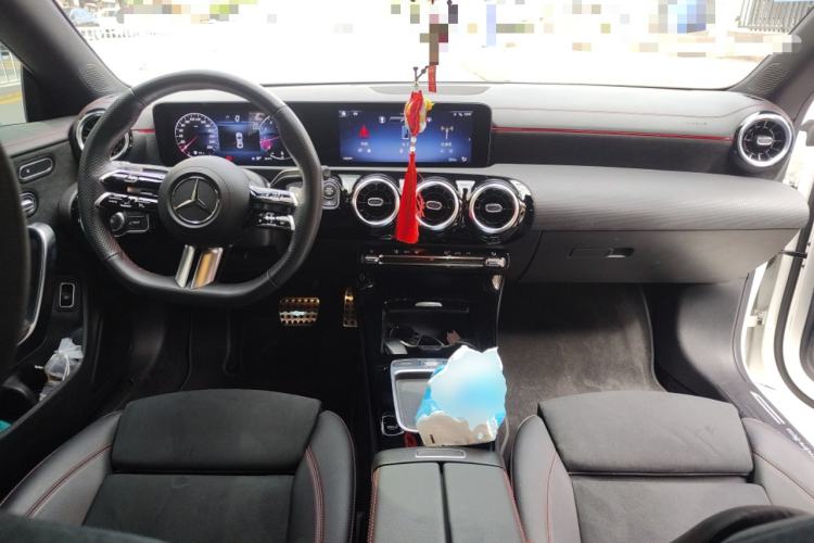 Used Mercedes-Benz CLA 2024 CLA 200 Center Console