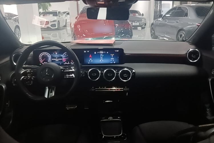 Used Mercedes-Benz CLA 2024 CLA 200 Center Console