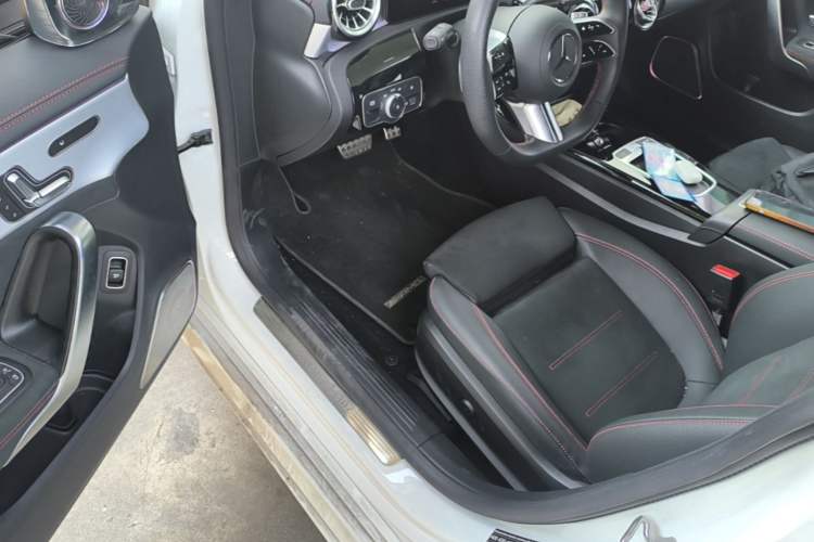Used Mercedes-Benz CLA 2024 CLA 220 Driver Seat
