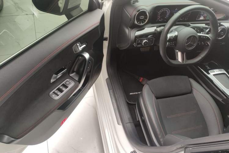Used Mercedes-Benz CLA 2024 CLA 200 Driver Seat
