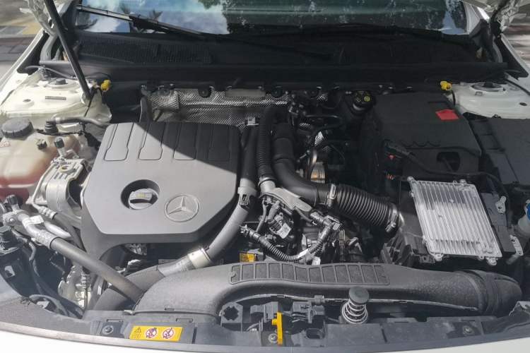 Used Mercedes-Benz CLA 2024-Year Facelifted CLA 200 Engine Bay