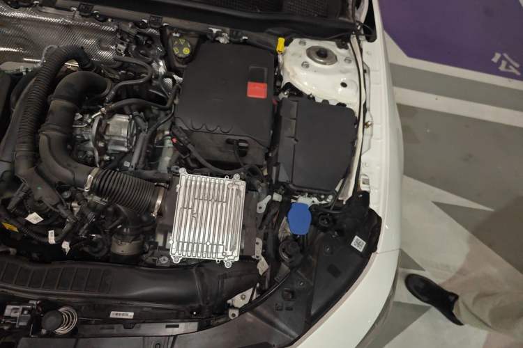 Used Mercedes-Benz CLA 2024 CLA 200 Engine Bay Left