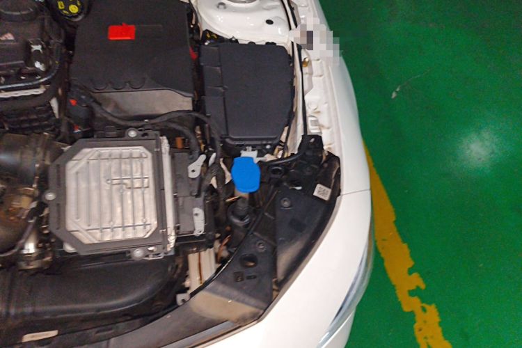 Used Mercedes-Benz CLA 2024 Facelifted CLA 260 4MATIC Shooting Brake Engine Bay Left