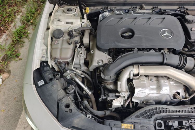 Used Mercedes-Benz CLA 2024 CLA 220 Engine Bay Right