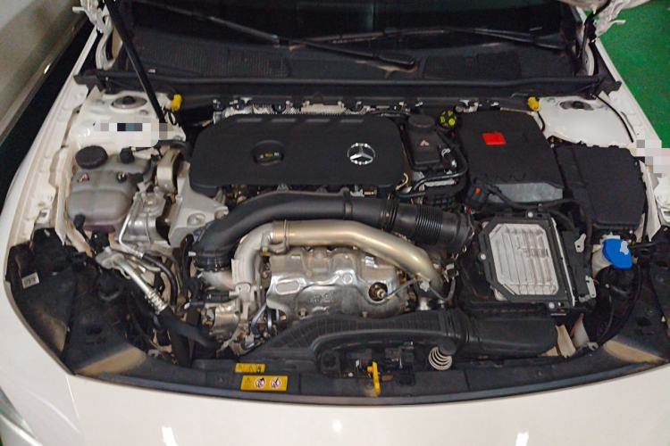 Used Mercedes-Benz CLA 2024 Facelifted CLA 260 4MATIC Shooting Brake Engine Bay